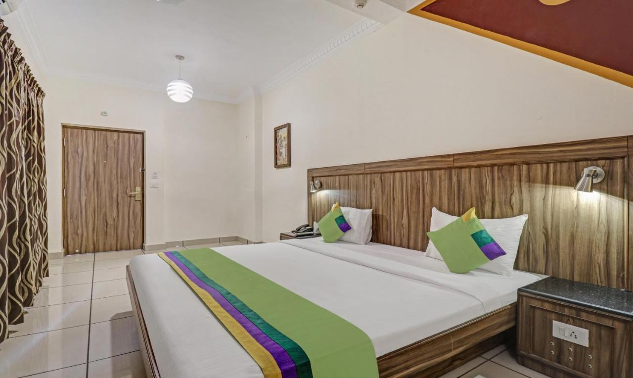 Treebo Komfort Suites, 3 Km From Mysore Palace Luaran gambar