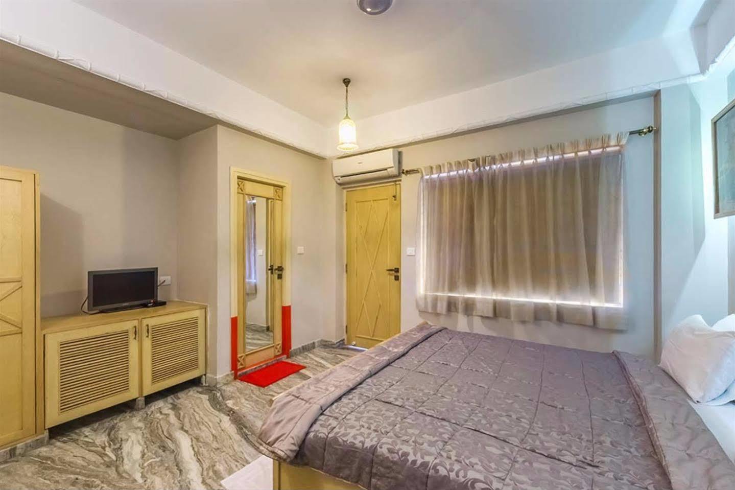 Treebo Komfort Suites, 3 Km From Mysore Palace Luaran gambar