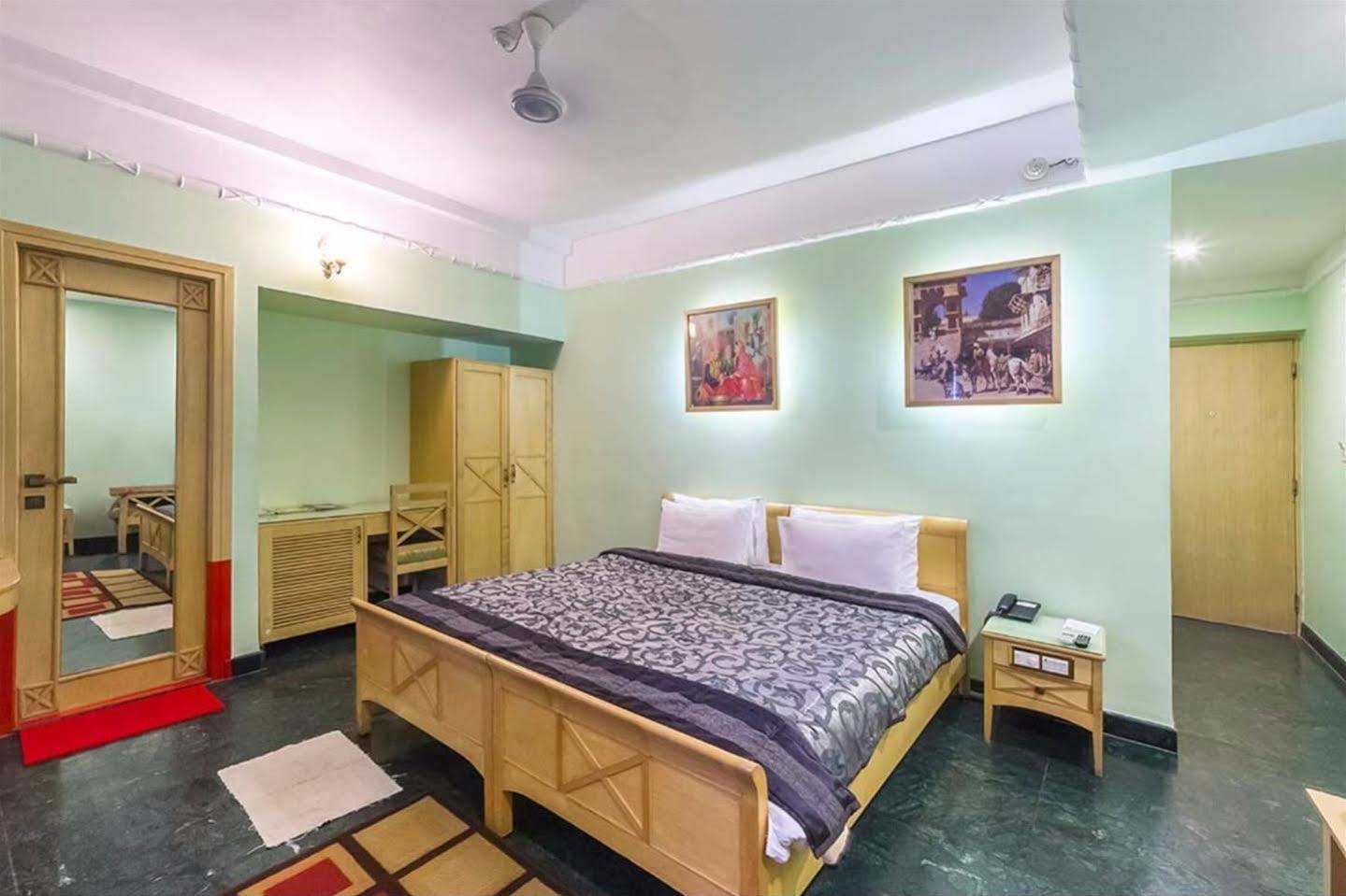 Treebo Komfort Suites, 3 Km From Mysore Palace Luaran gambar